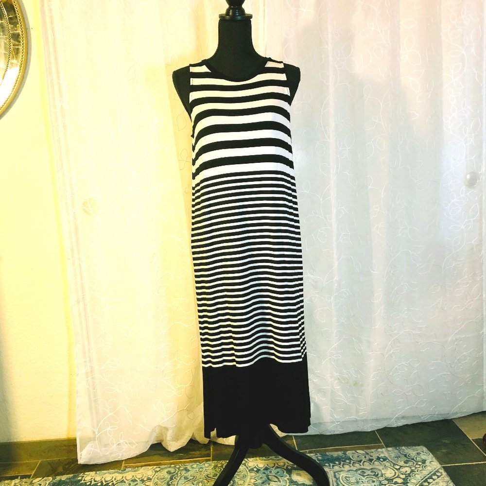 Black & white stripe, jersey knit dress by LOFT